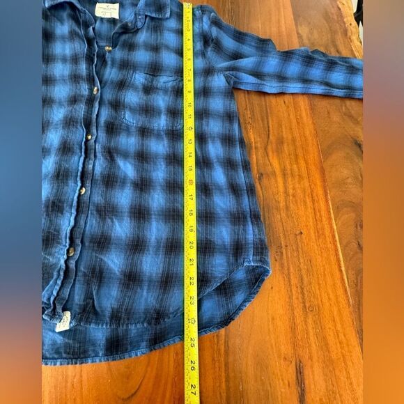 American Eagle boyfriend lightweight flannel button down button sleeve sz M - Picture 9 of 14